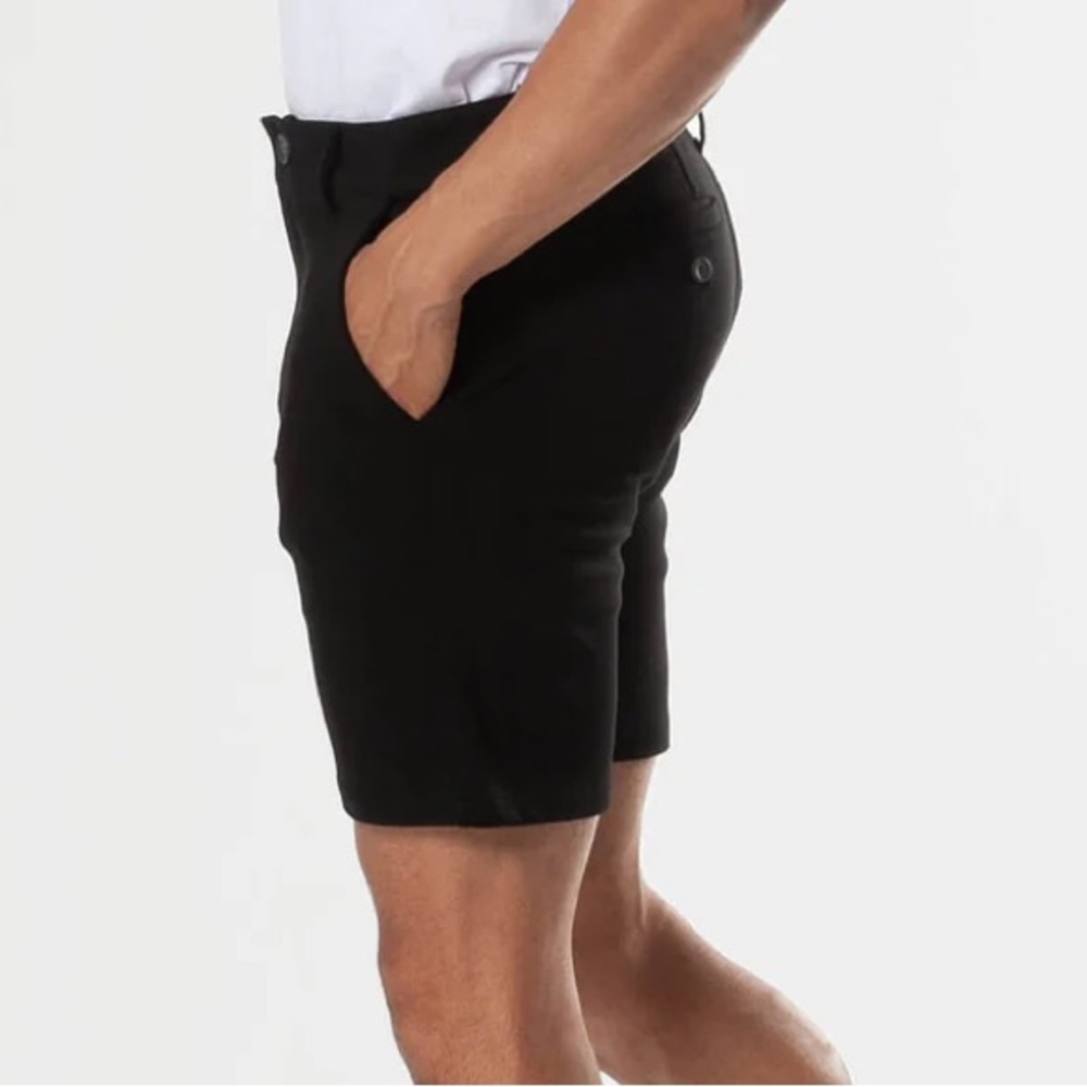 NWOT True Classic Classic Fit Comfort Chino Short, 36